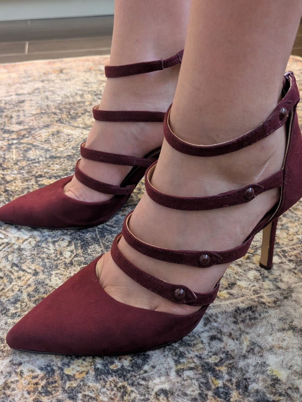 Saks Fifth Avenue Burgundy Suede Strappy Pumps Pointed Toe Heel Size 7.5